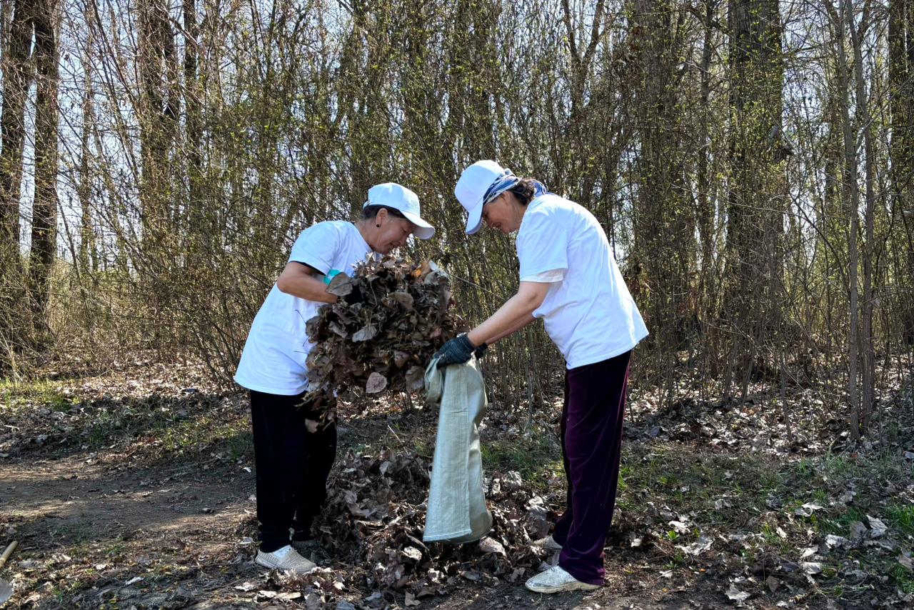 Алматы облысында «Таза бейсенбі» акциясы барысында 35 тонна қоқыс полигонға жөнелтілді