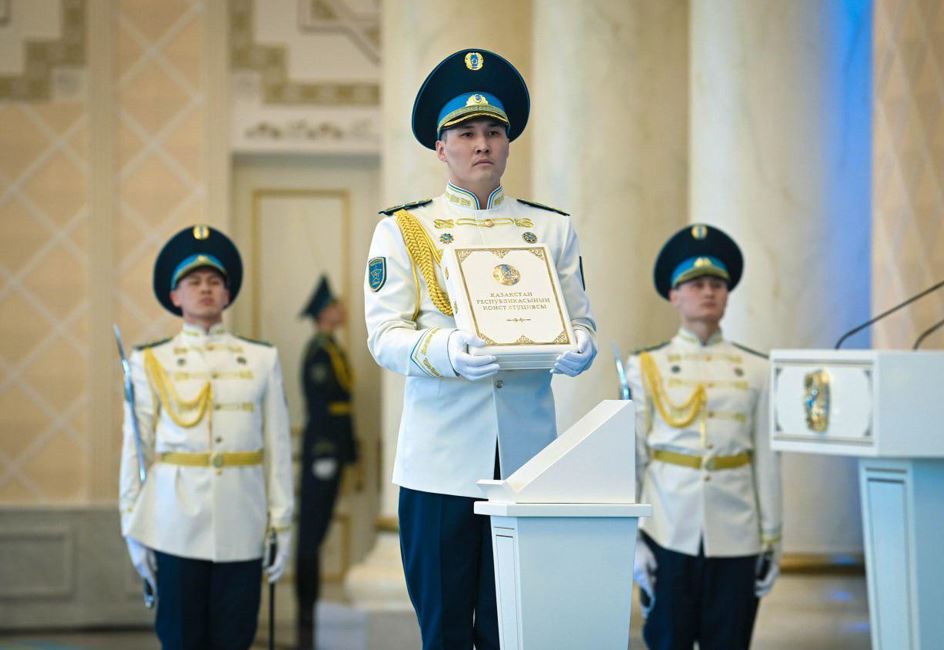 «Адал азамат»: Мектеп оқушыларына жаңа Конституцияның нормалары түсіндірілді