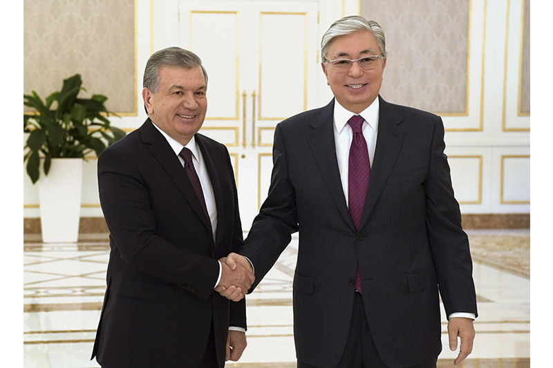 Қасым-Жомарт Тоқаев пен Шавкат Мирзиёев бейресми кездесу өткізеді