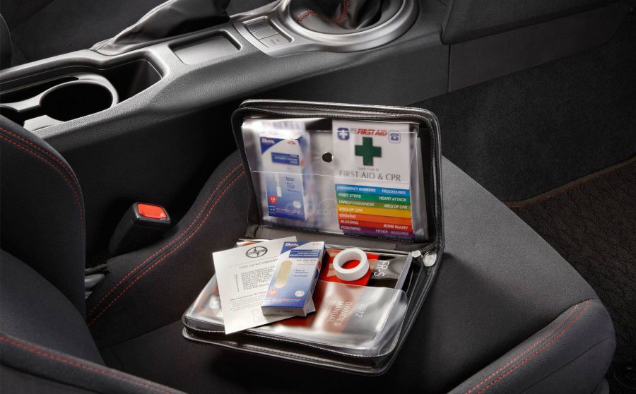 Автокөліктегі міндетті жиынтық: Жүргізушілер нені білуі тиіс?