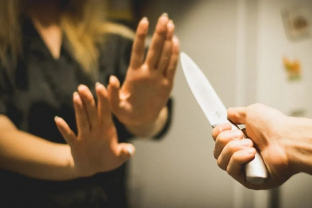 Қарағандыда көліктен 34 жастағы әйелдің мәйіті табылды