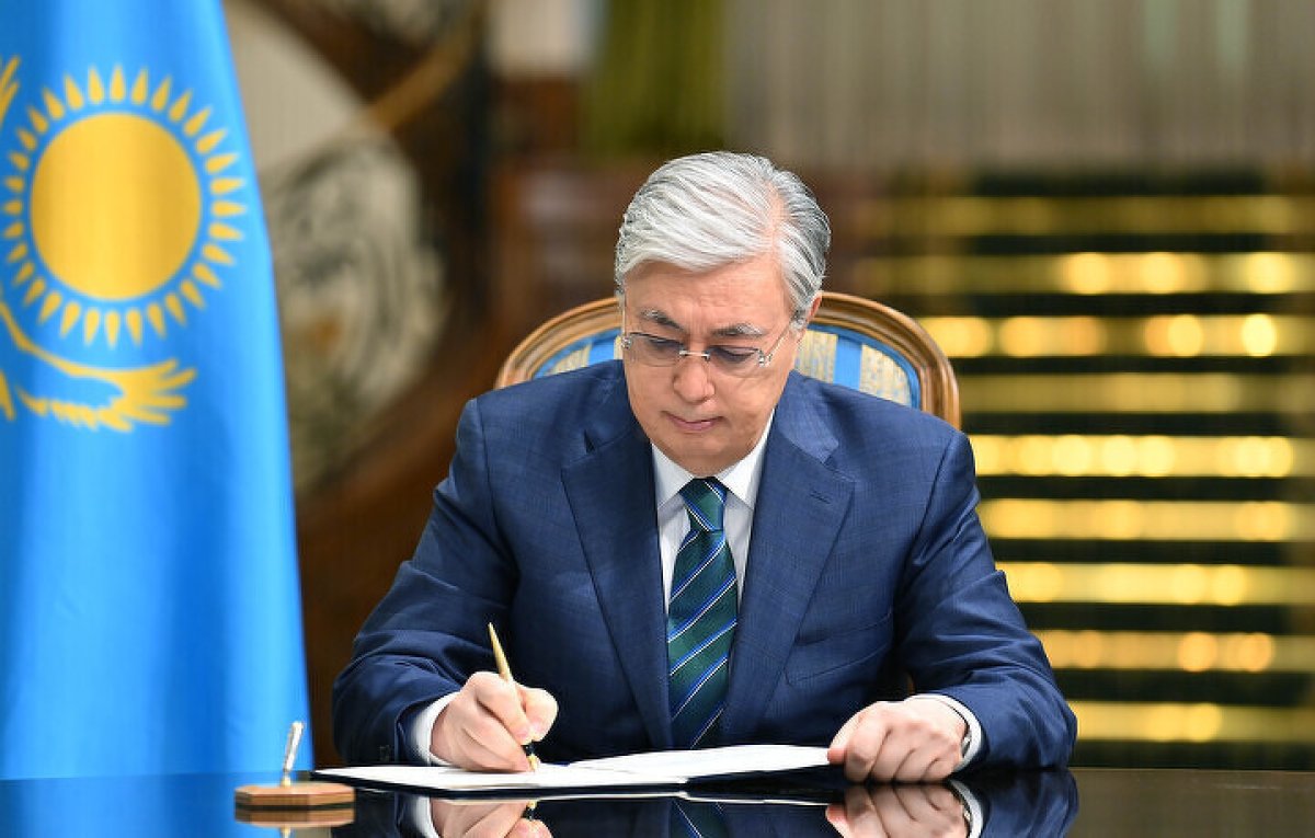 Президент бірқатар заңға қол қойды