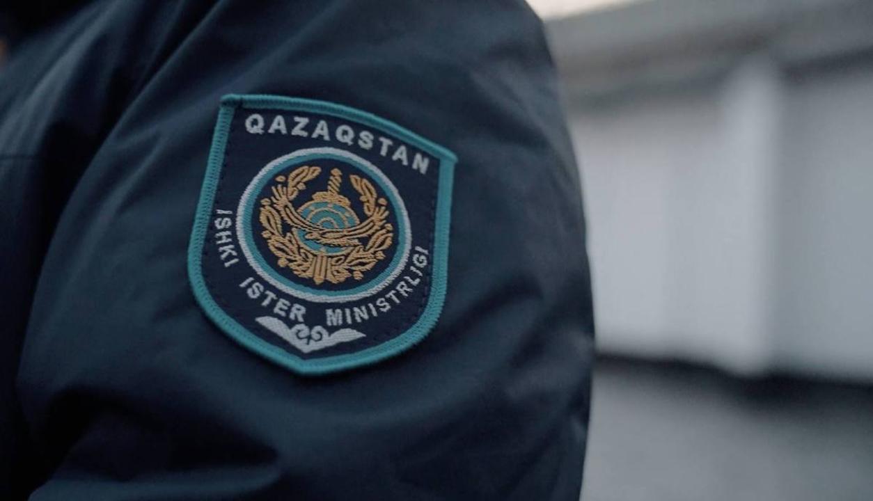 Құны 17 миллиондық көлігін алып қойған: Талғарда ақша бопсалаумен айналысқан қылмыстық топ ұсталды