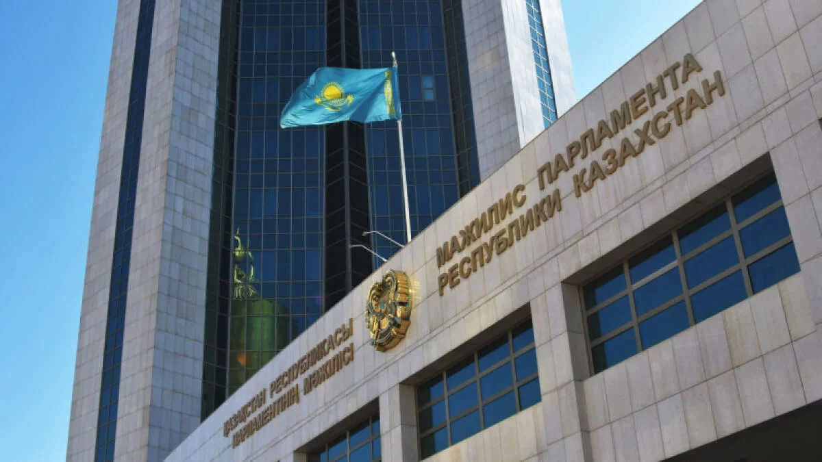 Заң жобасы: Мәжіліс рақымшылық мәселесін талқылайды