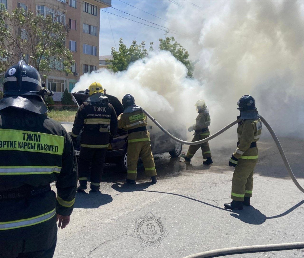 Таразда көлік өртенді