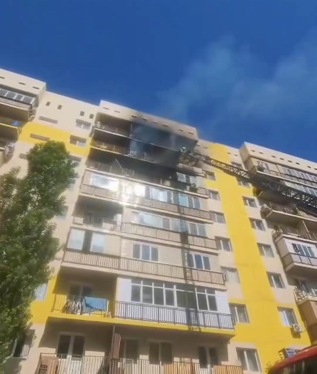 Алматы облысында көпқабатты тұрғын үйден өрт шықты