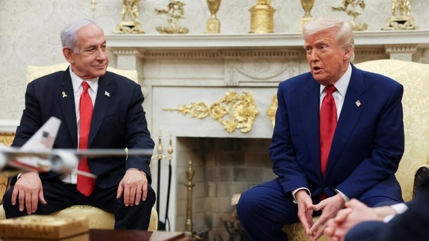 БАҚ: Трамп пен Нетаньяху бір күнде екі рет телефон арқылы сөйлесті