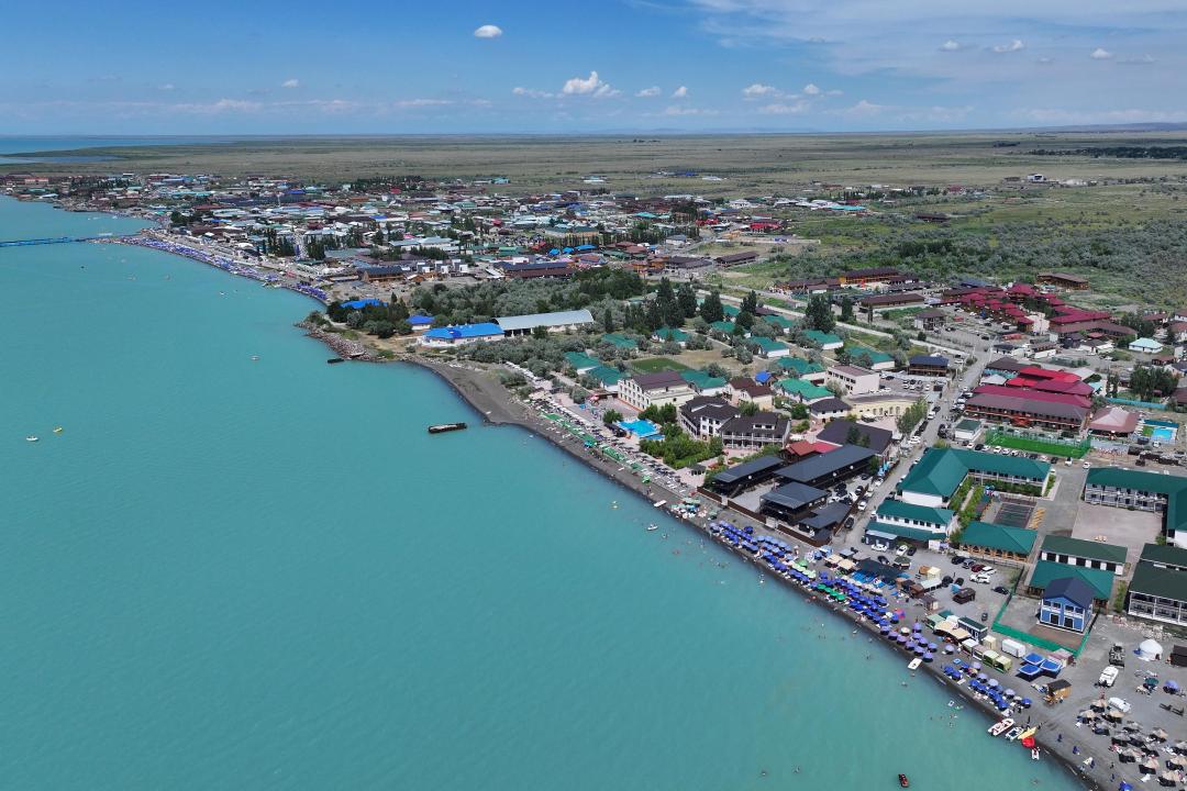Емдік су және бірегей табиғат: Алакөлге барудың бес себебі