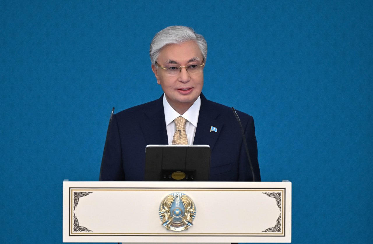 Президент медицина қызметкерлерін кәсіби мерекемен құттықтады
