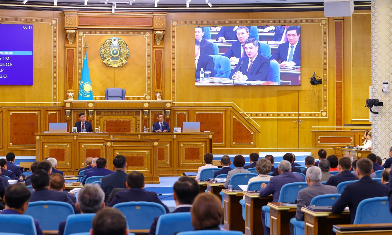 Олжас Бектенов: 2025 жылы IT экспортының көлемі 1,1 млрд долларға жетті