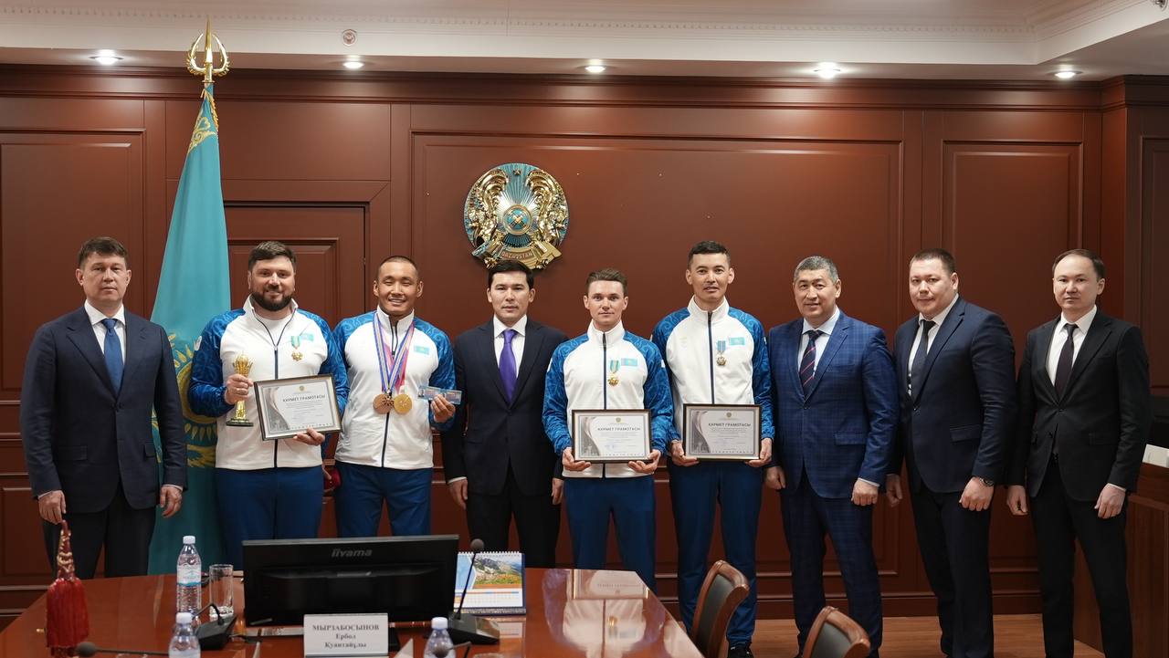 Қысқы Паралимпиада жүлдегерлері мен бапкерлеріне 388 миллион теңгеден астам сыйақы төленді