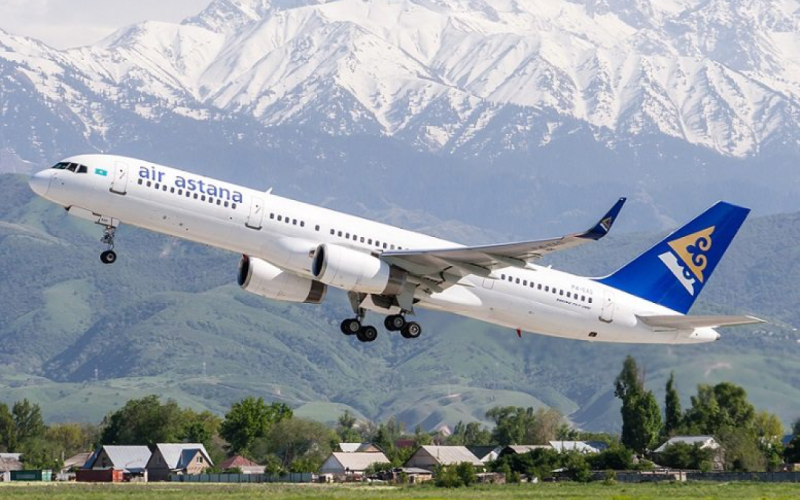 Алматыдан Астанаға бағыт алған Air Astana ұшағы қона алмай кері қайтқан