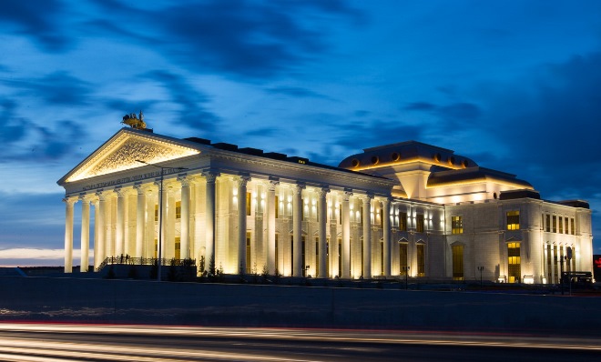 10 08 - astana opera