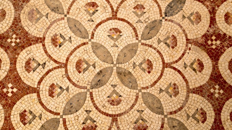 161123161747-jericho-mosaic-geometric-pattern-exlarge-169