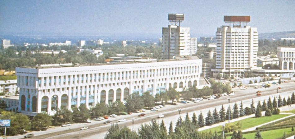 Өткен күнде белгі бар
